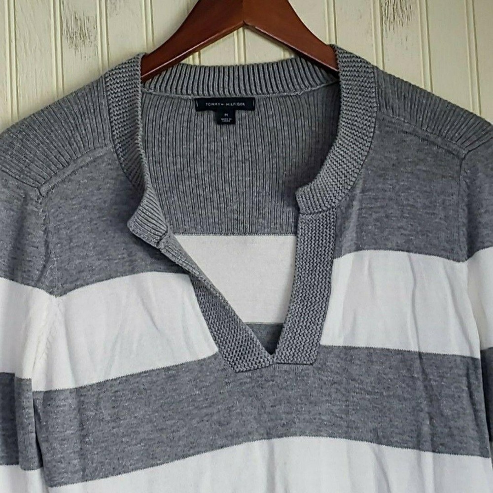 Tommy Hilfiger Sweater Tunic Womens Medium Gray Striped V Neck 3/4 Sleeve Knit